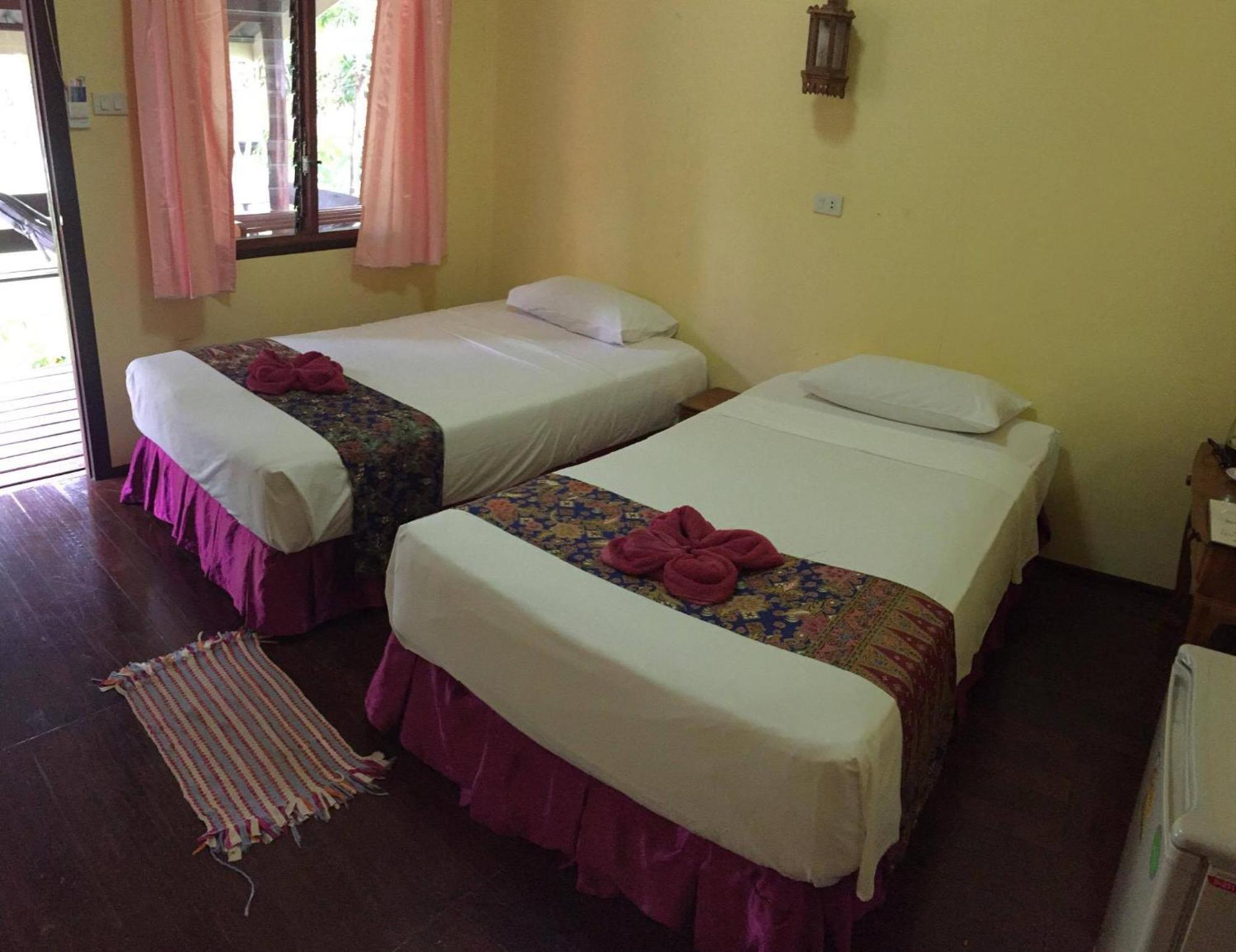 Lanta Pearl Beach Resort Ko Lanta Habitación foto