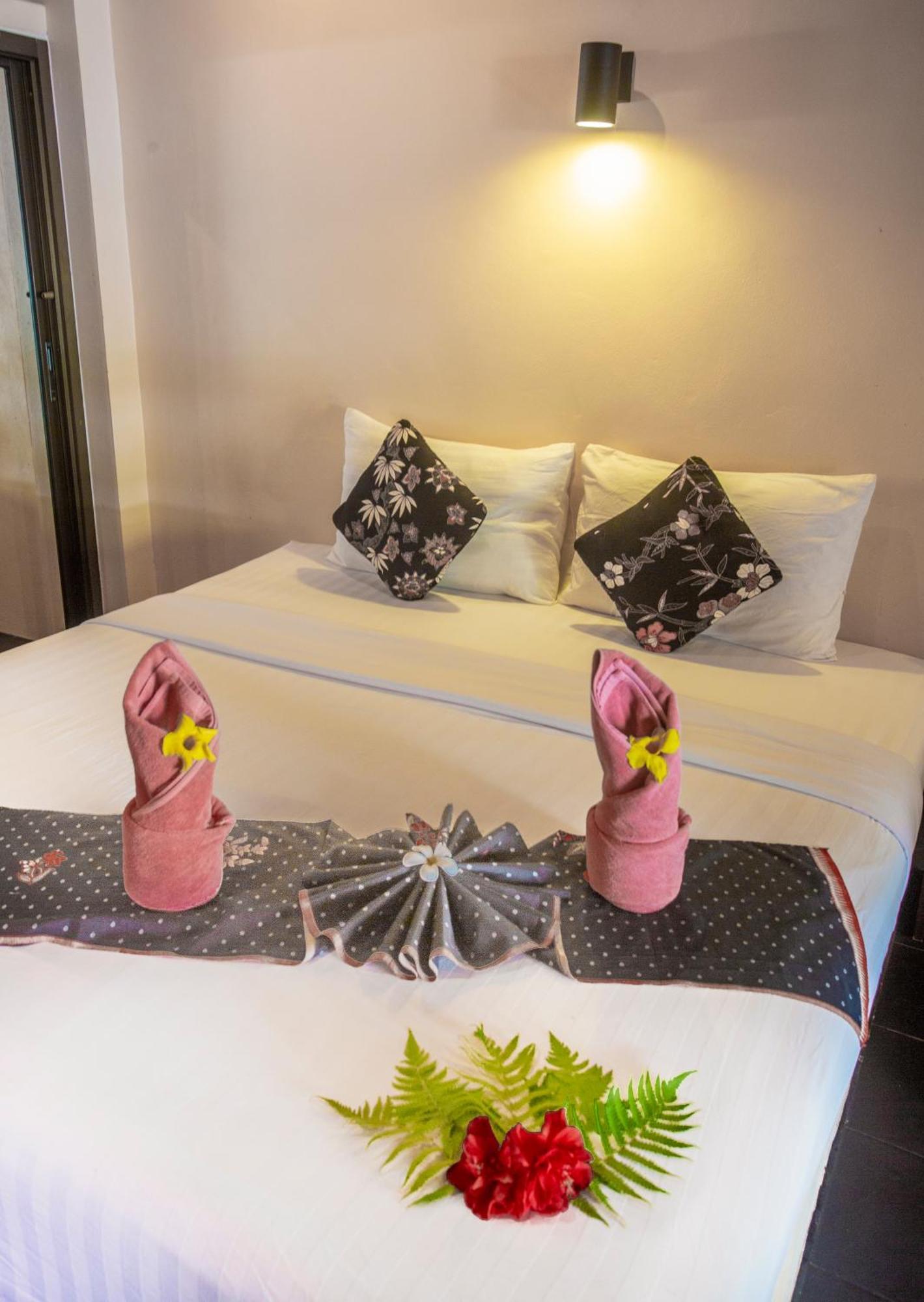 Lanta Pearl Beach Resort Ko Lanta Habitación foto