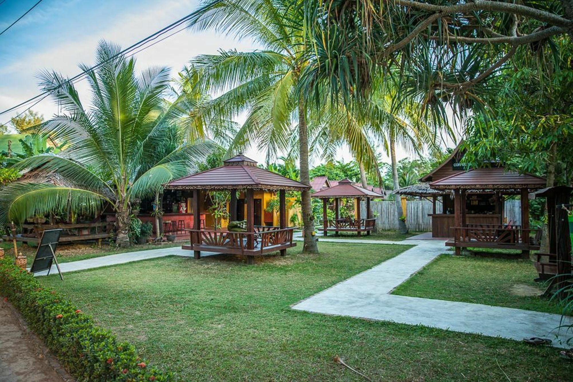 Lanta Pearl Beach Resort Ko Lanta Exterior foto